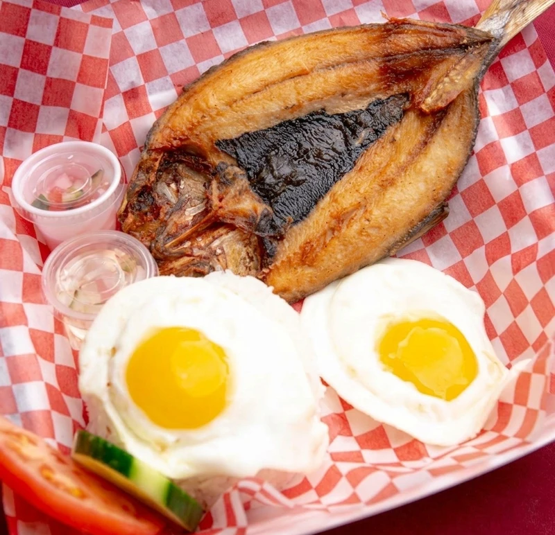 Bangsilog with bangus (milkfish) at Mama Nors Kitchen, Winnipeg